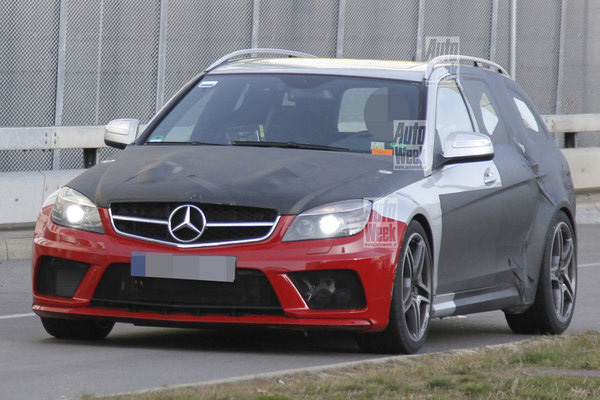 Mercedes-Benz  C 63 AMG Estate Black Series